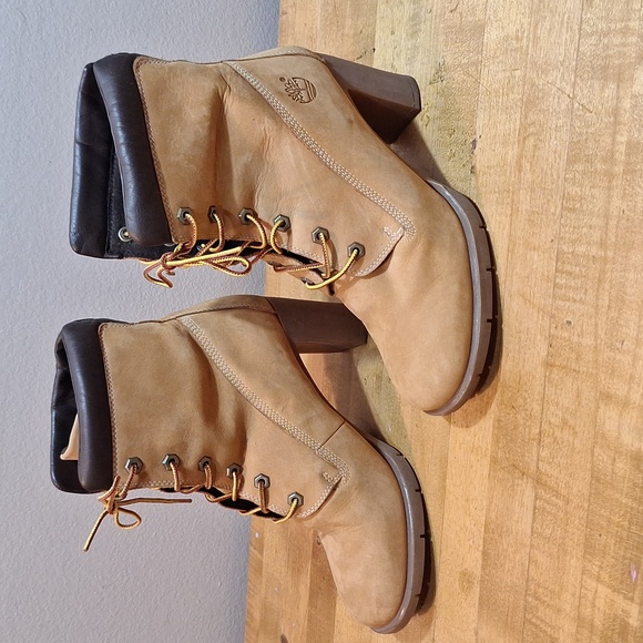 Timberland 3" High Heel‎ Midcalf Boots Tan Khaki Lace Up Size 8.5M EUC Leather - Picture 1 of 12